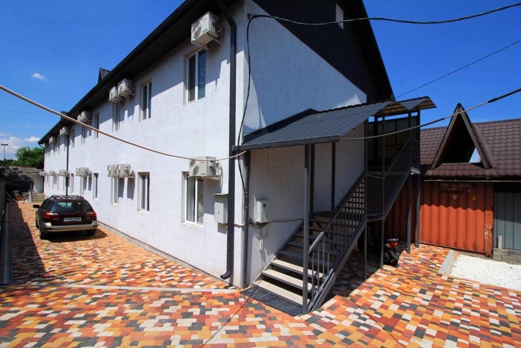 Kaznest Apart-Hotel Алматы Экстерьер фото